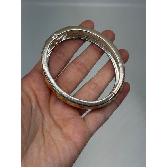 VTG 80s Zebra Stripe Pattern Enamel Clamper Bangle Bracelet Gold Tone 3" Stylish - Picture 2 of 5